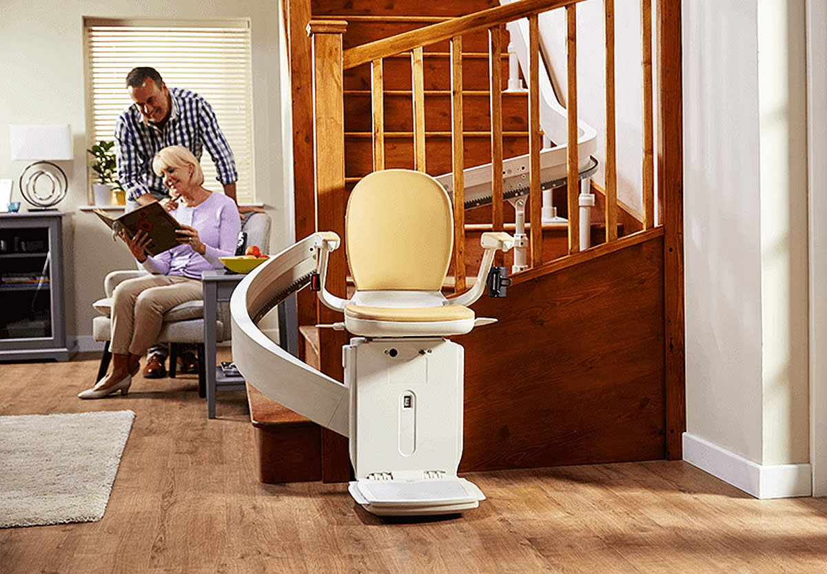 Curved Stairlift Acorn 180 Cuved Stairlift Acorn Stairlifts CA
